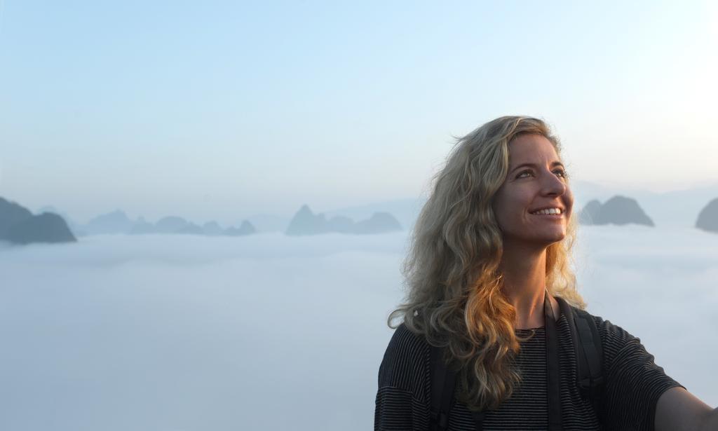 Zen Box House Hotel Yangshuo Bagian luar foto