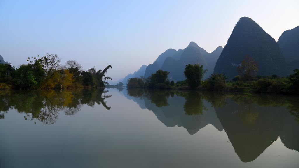 Zen Box House Hotel Yangshuo Bagian luar foto